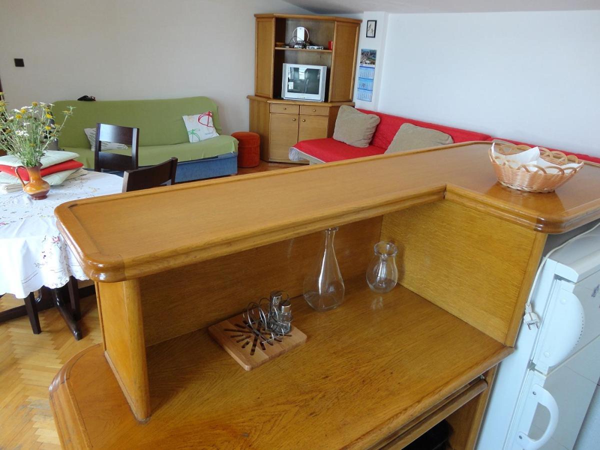 Apartman Lucijan Marusici  Dış mekan fotoğraf
