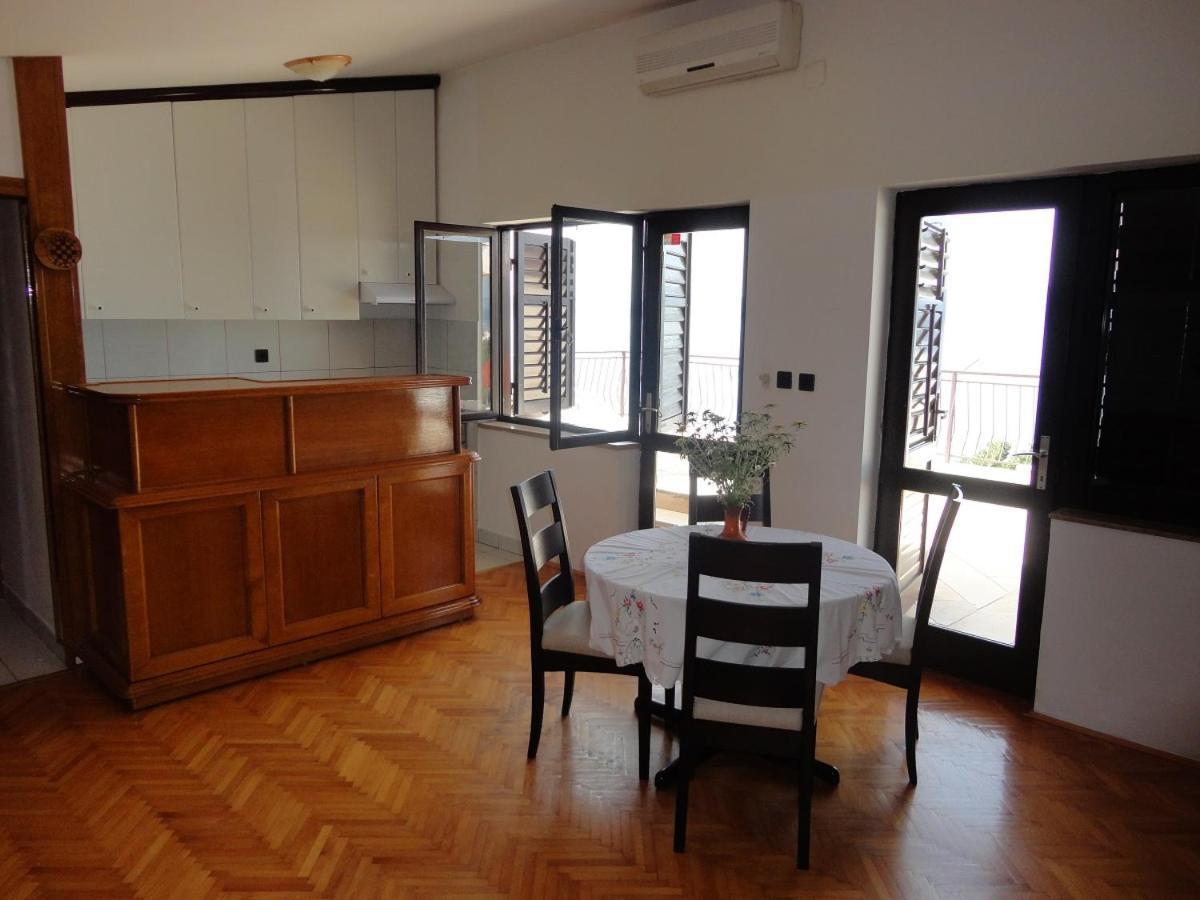 Apartman Lucijan Marusici  Dış mekan fotoğraf